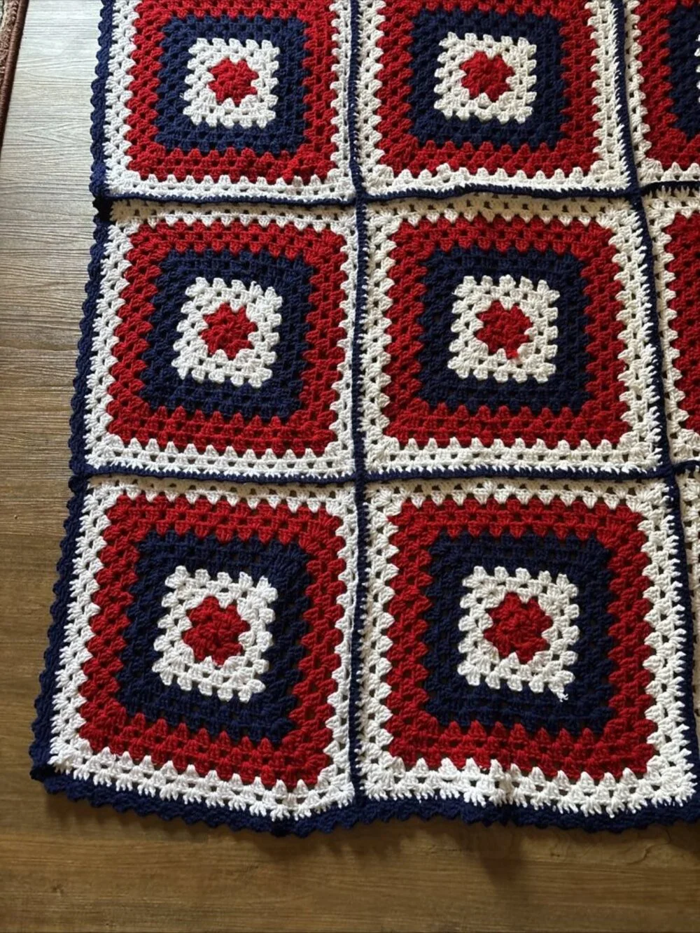 Red White & Blue Granny Squares Afghan Homemade Size 66 X 48 - Picture 3 of 6